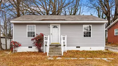 907 Broad Ave, Greensboro, NC 27406