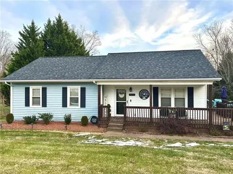 5219 River Rd Liberty Grove Rd, North Wilkesboro, NC 28659