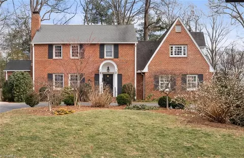 773 Roslyn Rd, Winston Salem, NC 27104