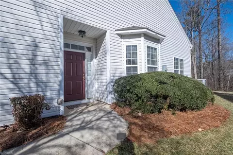 219 Channel Cove Ct, Jamestown, NC 27282
