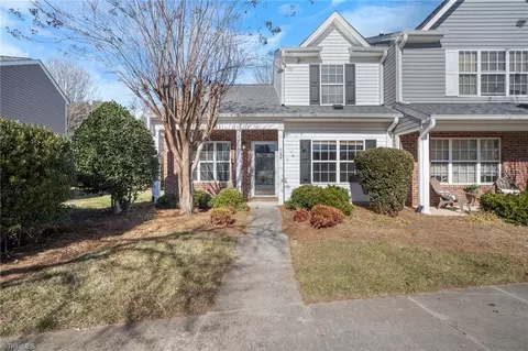 124 Bridford Downs Dr, Greensboro, NC 27407