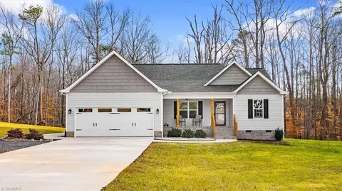 162 Beech Bend Ln, Stoneville, NC 27048
