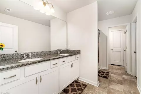 669 Cam Cir, High Point, NC 27265 photo 19