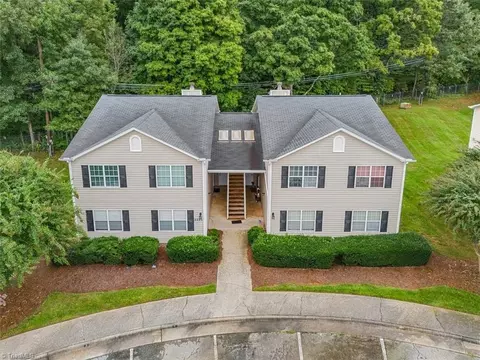 2225 New Garden Rd #C, Greensboro, NC 27410
