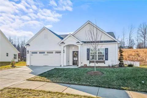 138 Moravian Ct, Advance, NC 27006