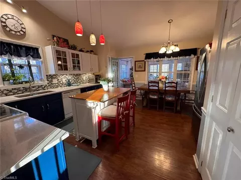 1011 Emerald Dr, King, NC 27021 photo 9