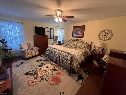 1011 Emerald Dr, King, NC 27021 photo 23