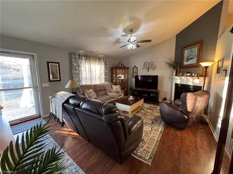 1011 Emerald Dr, King, NC 27021 photo 11