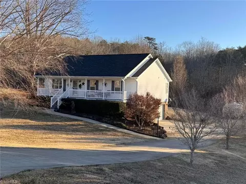 1011 Emerald Dr, King, NC 27021 photo 50
