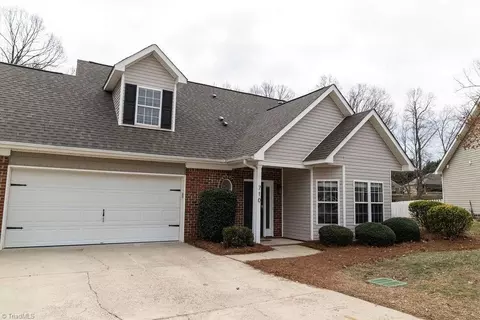 710 Charles Conner Dr, Kernersville, NC 27284
