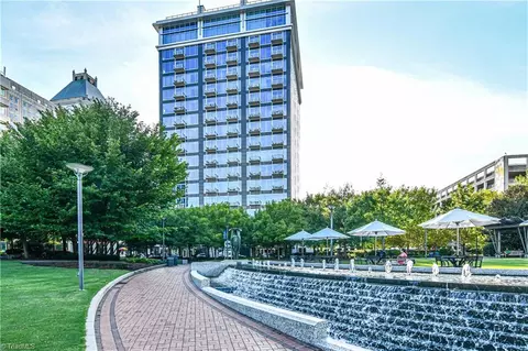201 Elm St N #702, Greensboro, NC 27401