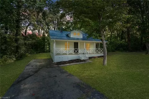 205 Thompson Heights Rd, Reidsville, NC 27320