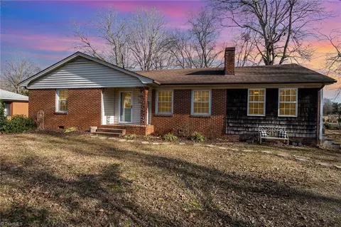 306 Camp St, Ramseur, NC 27316