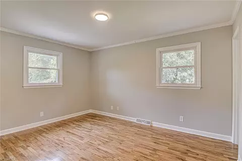 Bedroom - 6060 Bobbybrook Dr, Clemmons, NC 27012 photo 1 of 4