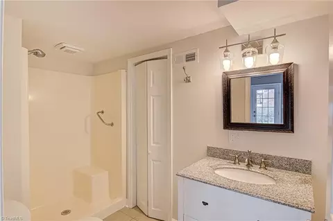 Bath - 6060 Bobbybrook Dr, Clemmons, NC 27012 photo 3 of 3
