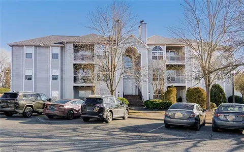 322 Quietwood Dr, Winston Salem, NC 27103