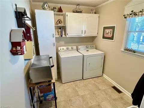 111 Winchester Ct, Trinity, NC 27370 photo 10
