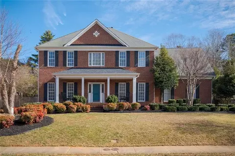 3814 Pinetop Rd, Greensboro, NC 27410