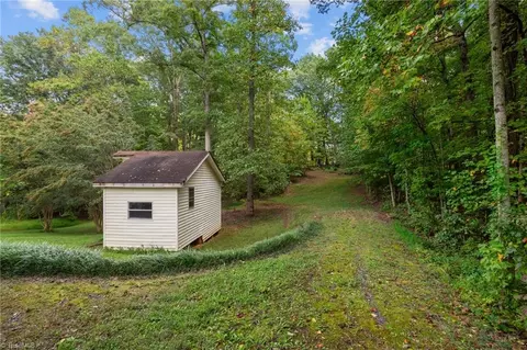 648 Mountainview Rd, King, NC 27021 photo 38