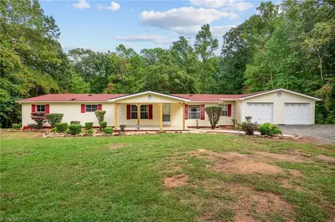 648 Mountainview Rd, King, NC 27021 photo 7
