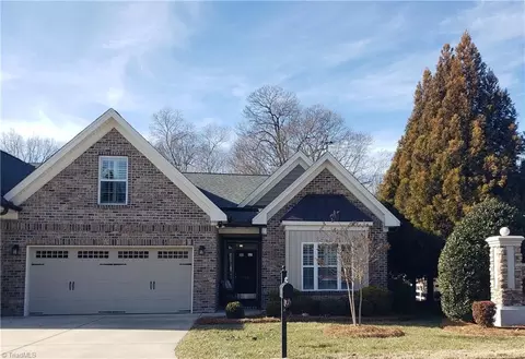 100 Suzanne Ln, Lexington, NC 27295