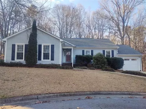 6300 Spyglass Ct, Greensboro, NC 27410