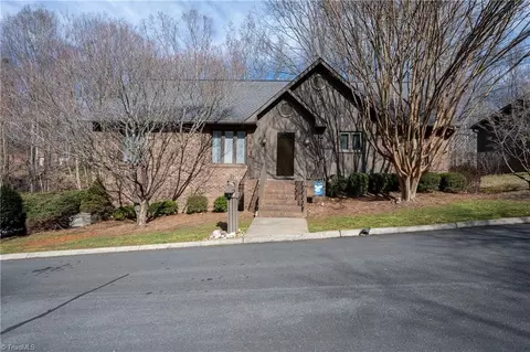 219 Ridgehaven Dr, Winston Salem, NC 27104