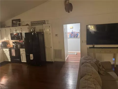 Entry Way - 336 Mcintosh Dr, Lowgap, NC 27024 photo 5 of 5