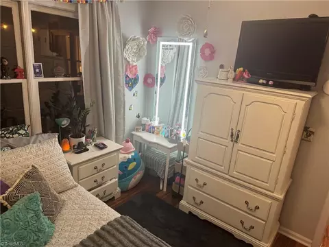 Bedroom - 336 Mcintosh Dr, Lowgap, NC 27024 photo 7 of 10