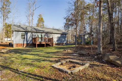 376 Floyd St, Denton, NC 27239 photo 8