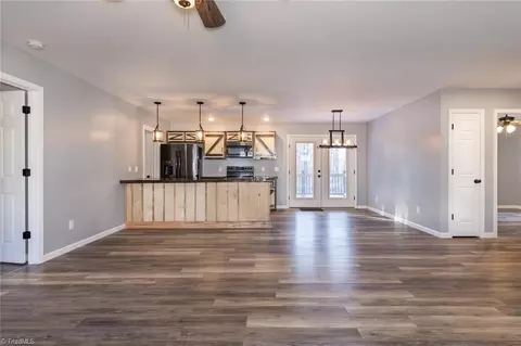 376 Floyd St, Denton, NC 27239 photo 15