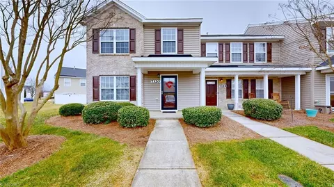 7320 Garett Park Dr, Whitsett, NC 27377