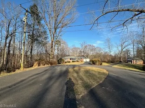 Exterior - 154 Manor Ridge Rd E, Elkin, NC 28621 photo 8 of 8