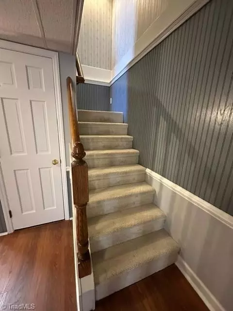 Entry Way - 154 Manor Ridge Rd E, Elkin, NC 28621 photo 2 of 2