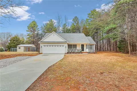 289 Seaford Rd, Advance, NC 27006