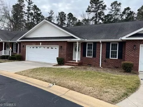 914 Easy St, Asheboro, NC 27205