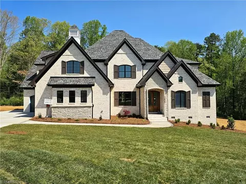 7020 Marseilles Ct, Summerfield, NC 27358