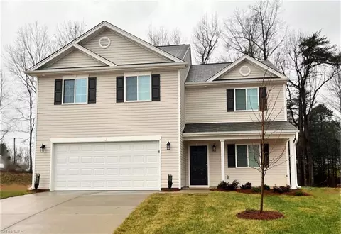 3509 Marksbury Dr, Greensboro, NC 27405