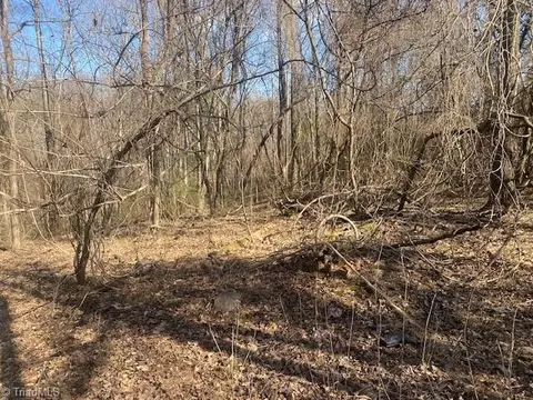 000 King Billings Rd, Traphill, NC 28685
