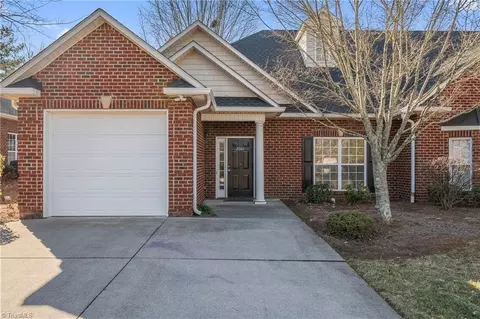 2061 Salisbury Sq, Winston Salem, NC 27127