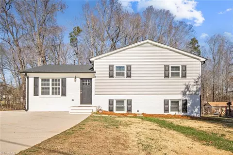 4605 Gallant Ln, Winston Salem, NC 27101