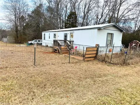164 James Rd, Advance, NC 27006 photo 1