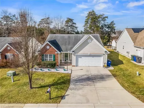 4020 Creekside Ct, Winston Salem, NC 27127