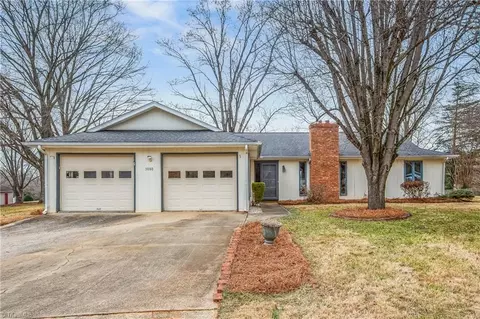 3080 Upland Pl, Clemmons, NC 27012