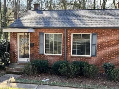 2548 Greenbrier Rd # -I, Winston Salem, NC 27104