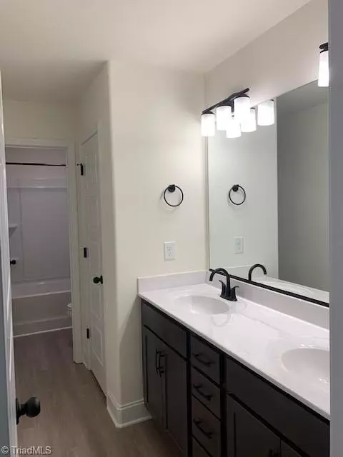 Entry Way - 209 Royal Pines Dr, Trinity, NC 27370 photo 5 of 5
