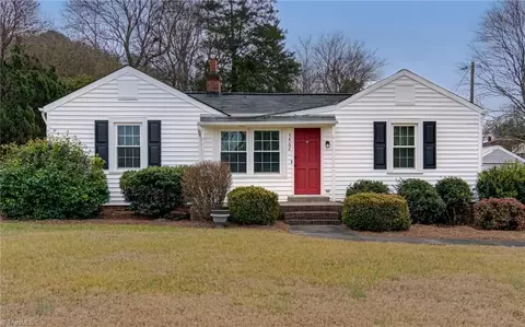 5462 Becks Church Rd, Winston Salem, NC 27106