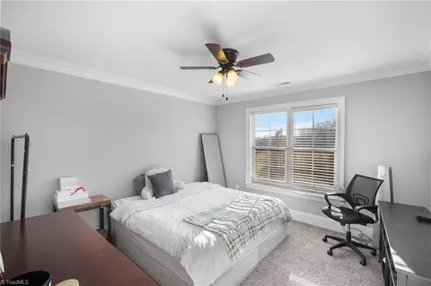 Bedroom - 142 Eagle Ln, Lexington, NC 27295 photo 6 of 11
