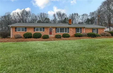 3807 Oak Ridge Rd, Summerfield, NC 27358