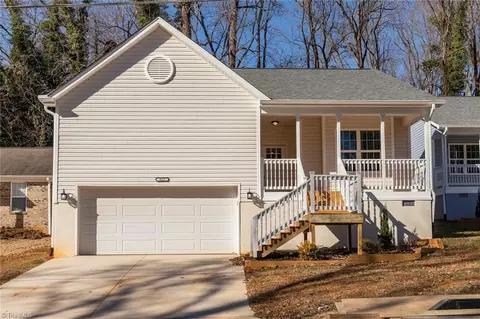 812 Dogwood Cir, High Point, NC 27260